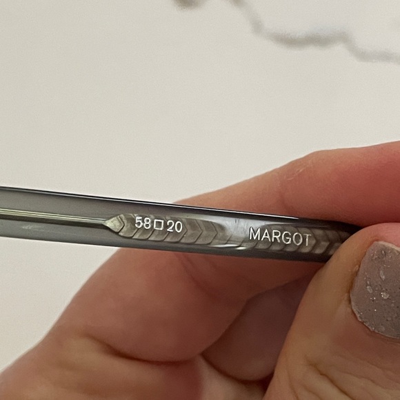 Krewe Sunglasses Margot Tide Gradient Lense - Picture 14 of 15